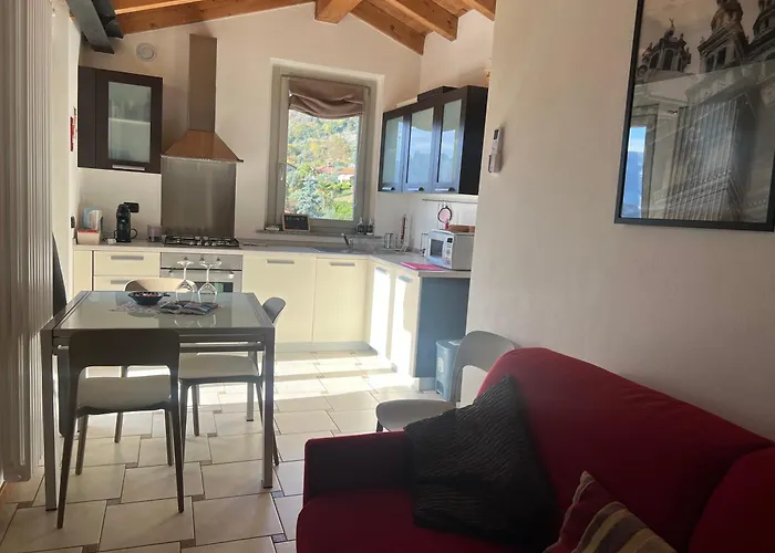 Dilly Dally Days Apartment Tremezzo