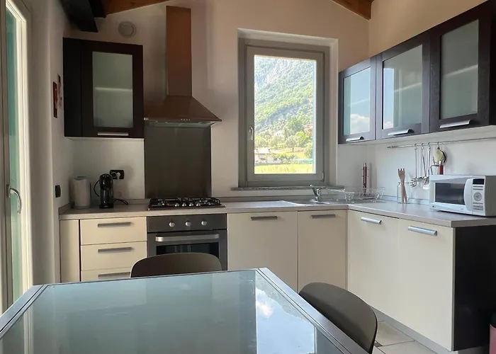 Dilly Dally Days Tremezzo